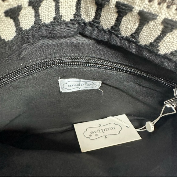 Mud Pie Black & Off White Woven Tassel Clutch New - Picture 6 of 11